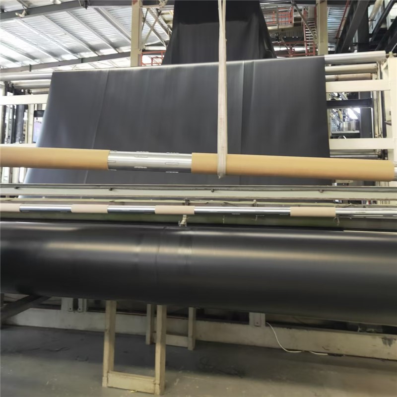 2.0mm HDPE Geomembrane Liner For Sewage Treatment.jpg