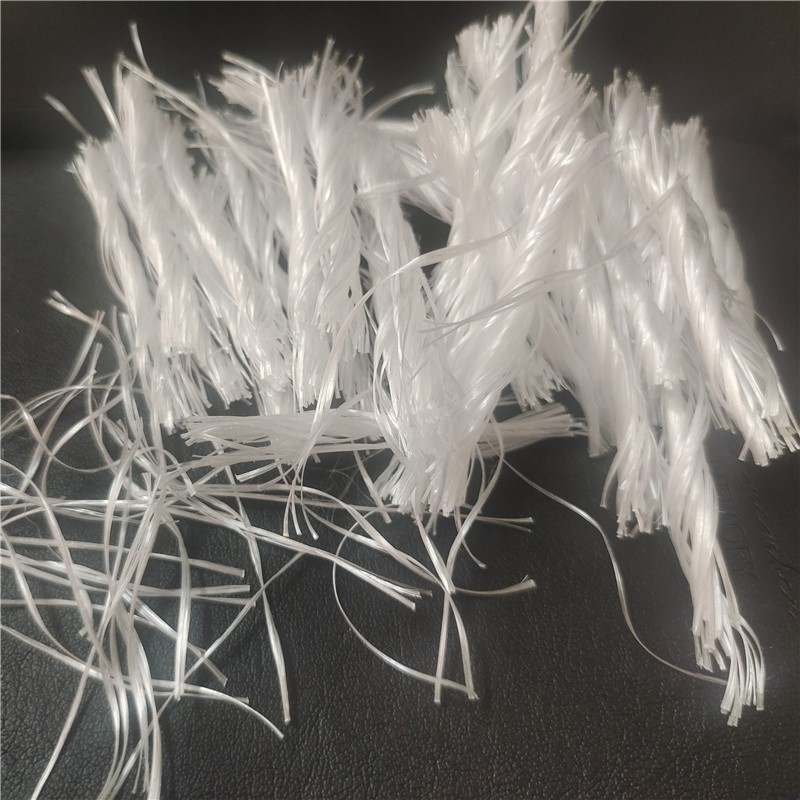 54mm Polypropylene Reinforced Twisted Fiber.jpg 54mm Polypropylene Reinforced Twisted Fiber.jpg