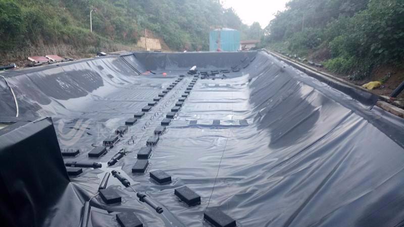 HDPE Geomembrane Liner for Landfill Leachate Treatment.jpg HDPE Geomembrane Liner for Landfill Leachate Treatment.jpg