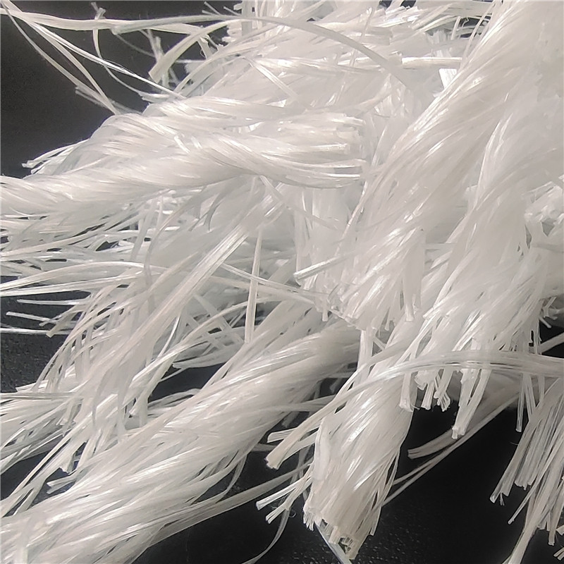 White PP Twisted Fiber.jpg